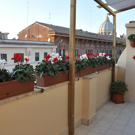 House Vatican View * Roma